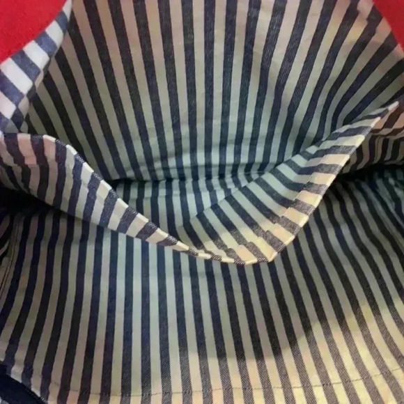 Wool Tote (Pinned Stripped Lined) - Picture 4 of 9